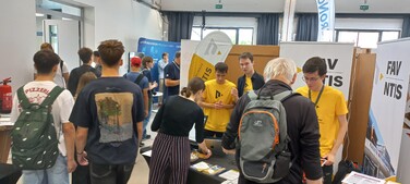 Expozice Fakulty aplikovaných věd.